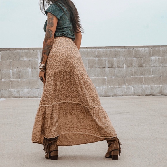 Boho Spell Style Leopard Gypsy Festival Maxi Skirt - Picture 7 of 8